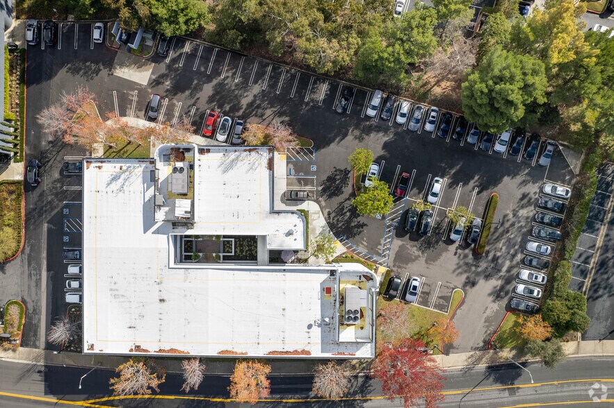 More Photos Of 30012 Ivy Glenn Dr, Laguna Niguel Office For Lease