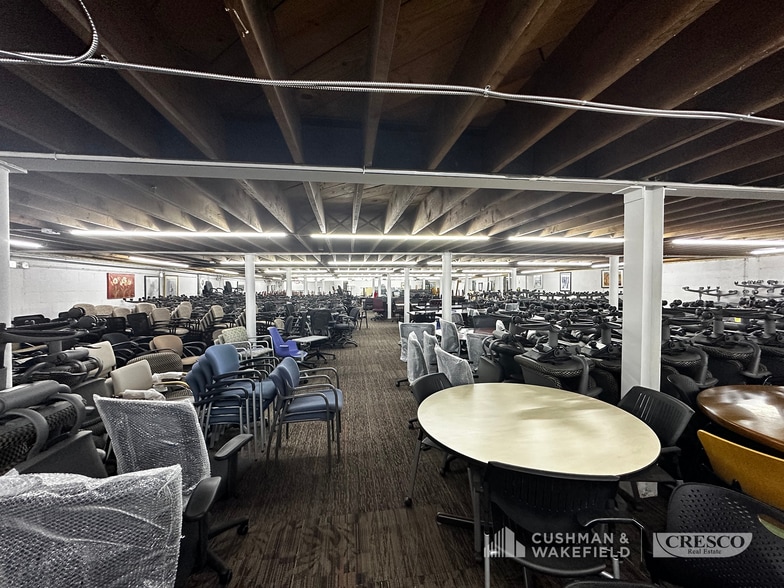 More Photos Of 706 E 185th St, Cleveland Storefront For Lease