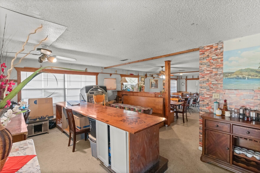 More Photos Of 6808 Lake Griffin Rd, Lady Lake Hotel For Sale