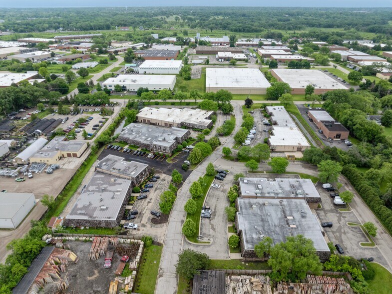 More Photos Of , Libertyville Unknown For Sale