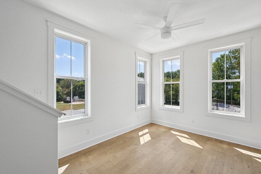 More Photos Of , Atlanta Multifamily For Sale