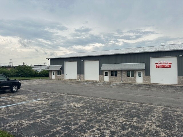 More Photos Of 21601-21627 S Schoolhouse Rd, New Lenox Warehouse For Lease