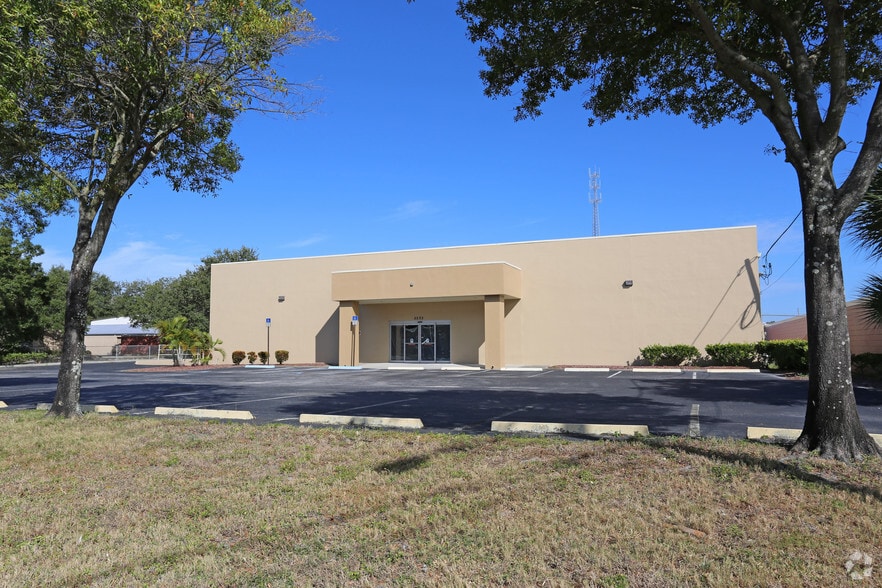 More Photos Of 2533 22nd Ave N, Saint Petersburg Freestanding For Lease