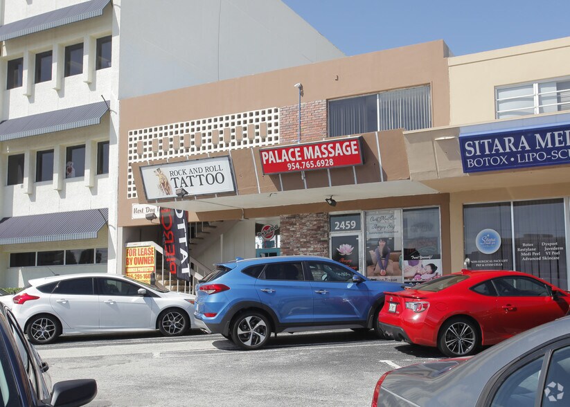 More Photos Of 2457-2459 E Commercial Blvd, Fort Lauderdale Storefront Retail Office For Lease