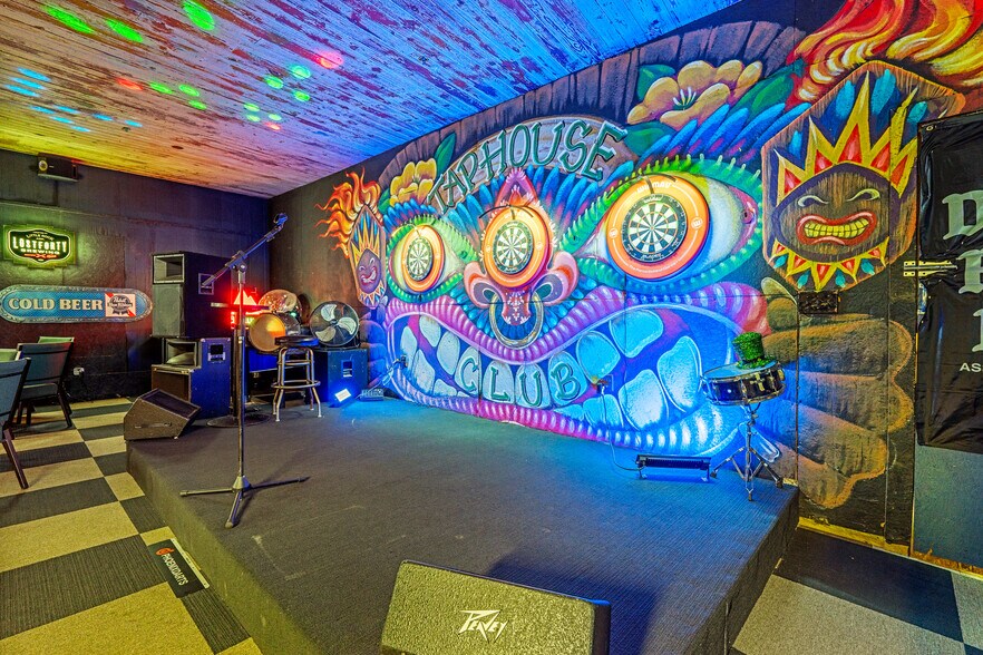 More Photos Of 816 Albert Pike Rd, Hot Springs Bar For Sale