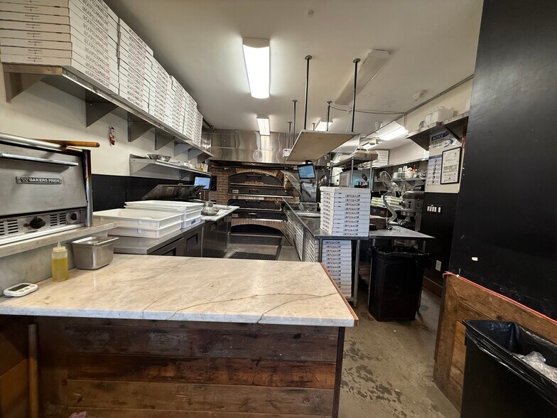 More Photos Of 4359-4361 Tujunga Ave, Studio City Storefront Retail Office For Lease