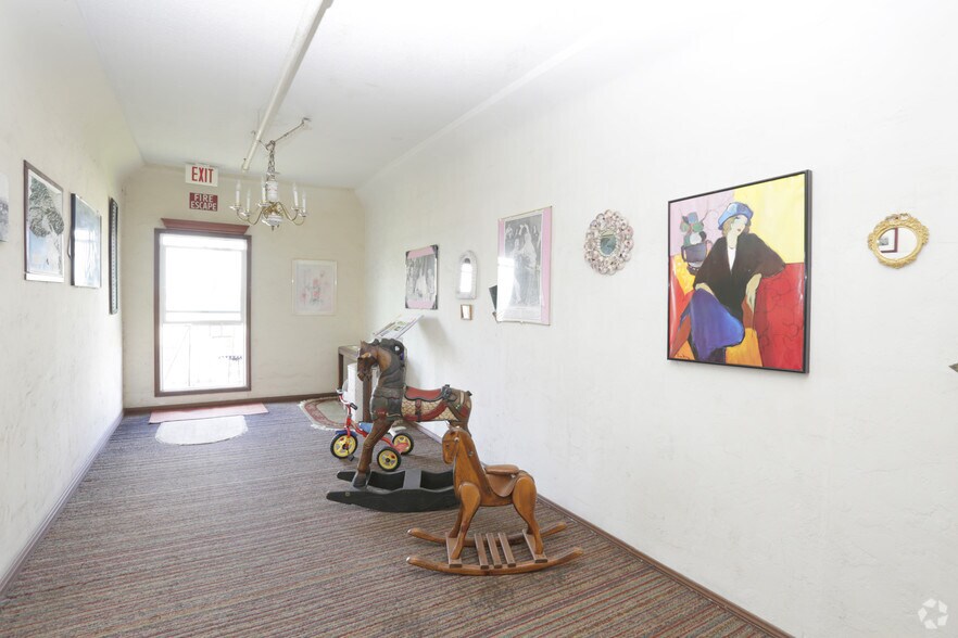 More Photos Of 1939 N Kenmore Ave, Los Angeles Apartments For Sale