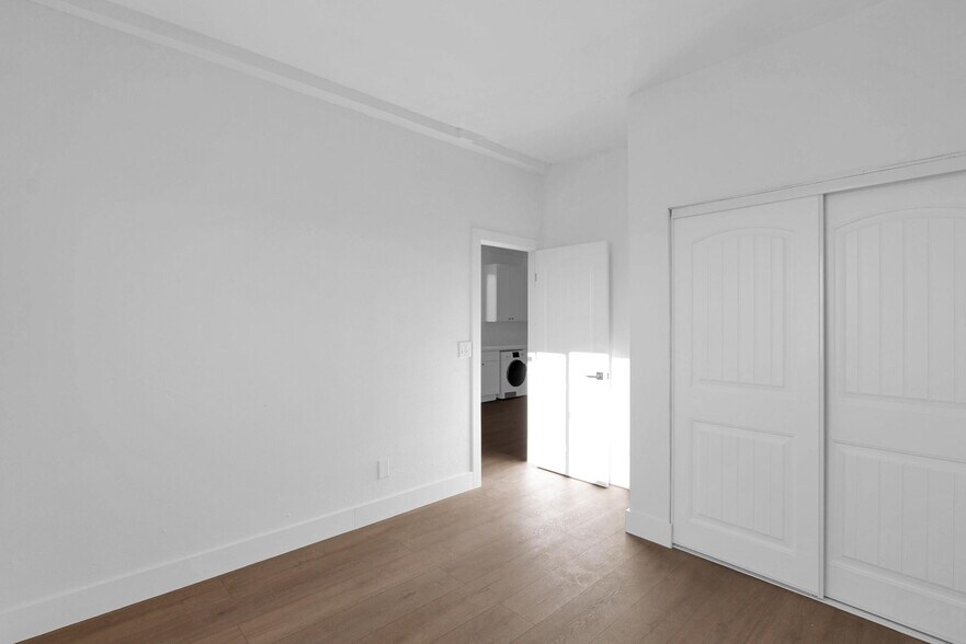 More Photos Of 315 E Carol Ave, Phoenix Apartments For Sale