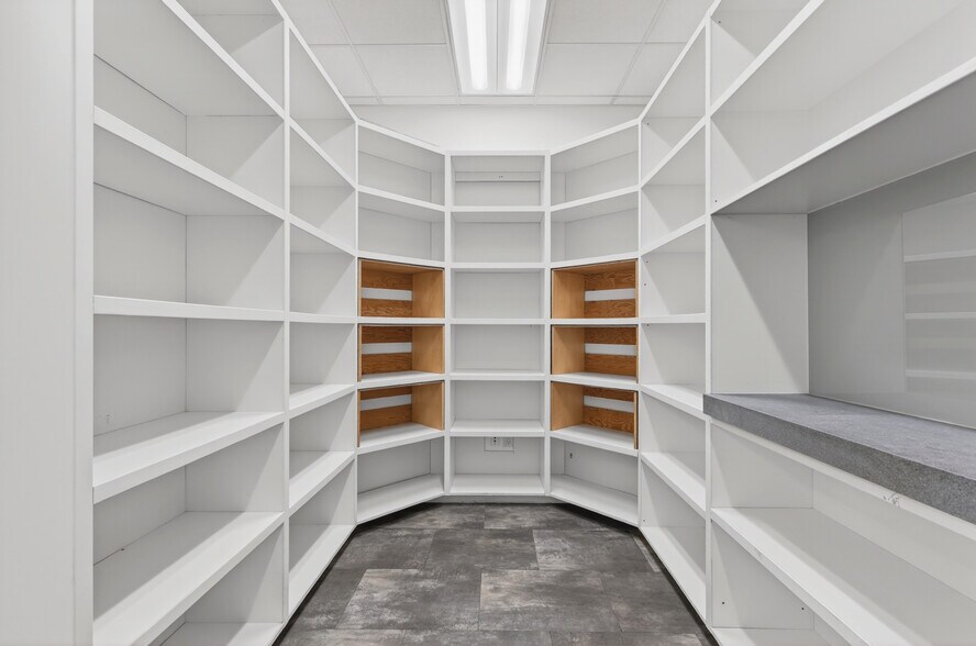 More Photos Of 888 4th Ave SW, Calgary Office For Sale