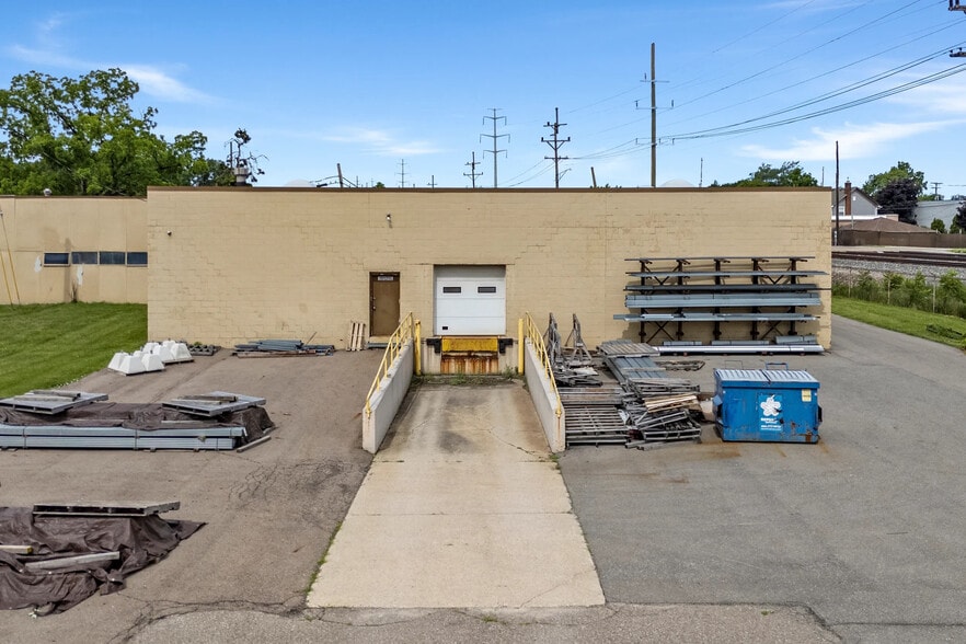 More Photos Of 4045 Second St, Wayne Warehouse For Sale