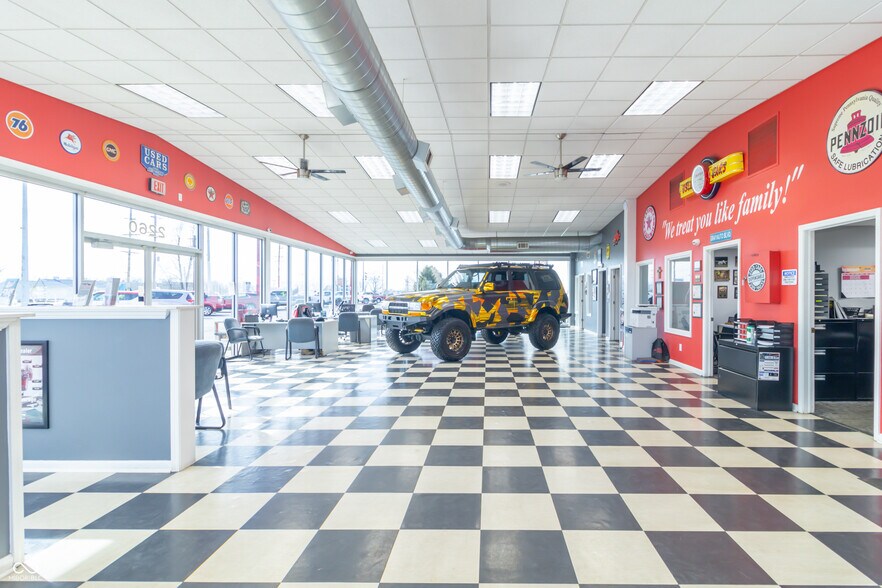 More Photos Of 2260 W Main St, Greenfield Service For Sale