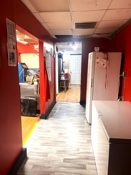 More Photos Of 112 Main St, Barnesville Restaurant For Sale