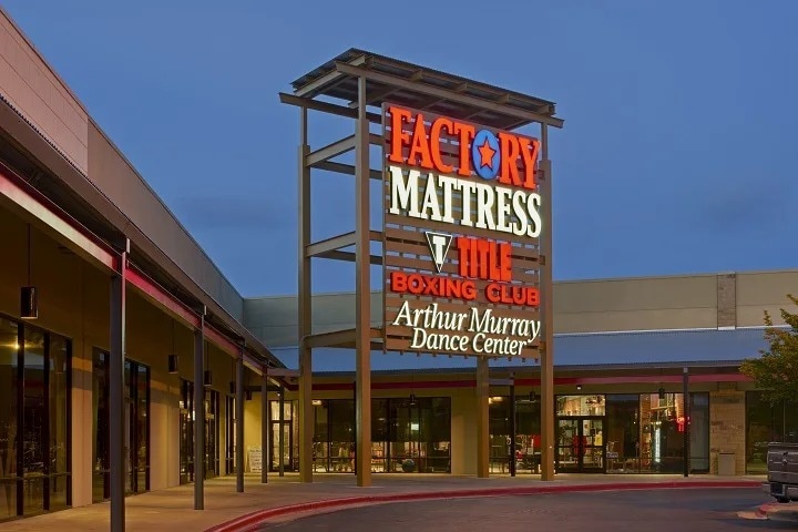 More Photos Of 13945 Research Blvd, Austin Unknown For Lease