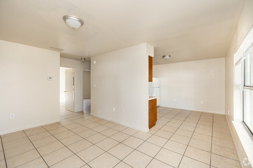 More Photos Of 125 N Davis Ln, Defuniak Springs Apartments For Sale