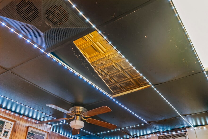 More Photos Of 5040 Lytle St, Pittsburgh Storefront Retail Residential For Sale