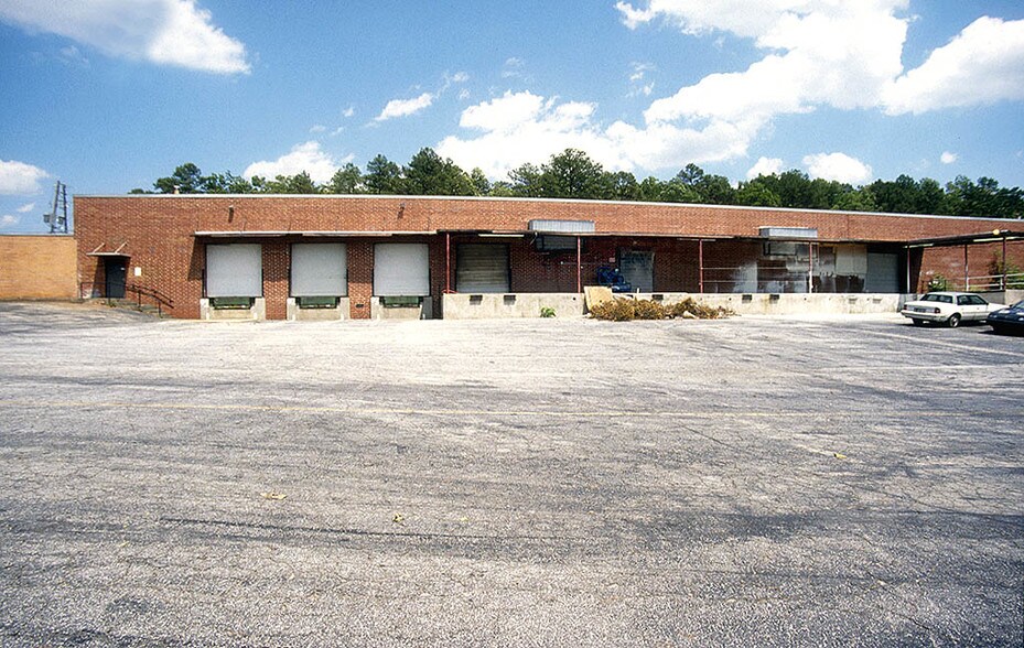 More Photos Of 2435 Stone Mountain Lithonia Rd, Lithonia Distribution For Lease