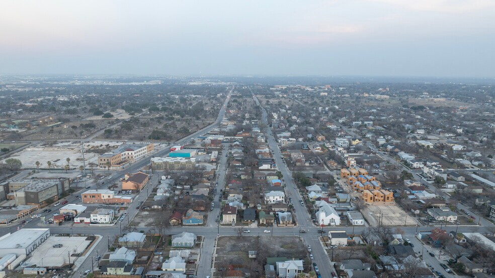 More Photos Of 128 Omaha St, San Antonio Land For Sale