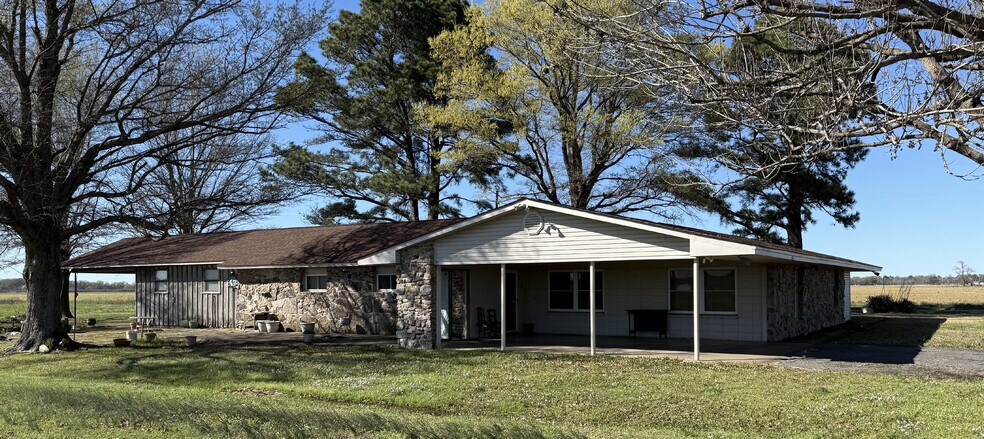 More Photos Of 3401 Arkansas 33, Roe Specialty For Sale