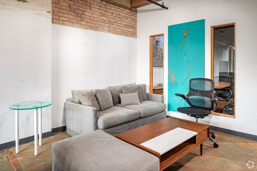 More Photos Of 1200 W 35th St, Chicago Office For Sale