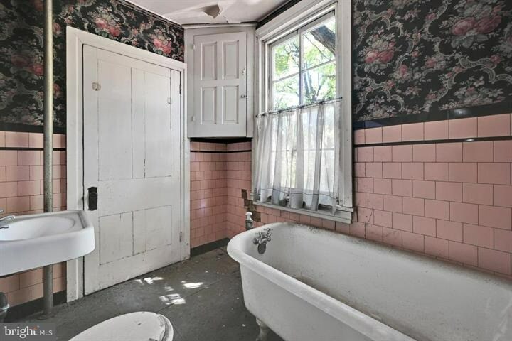 More Photos Of 407 W Market St, Pottsville Office For Sale