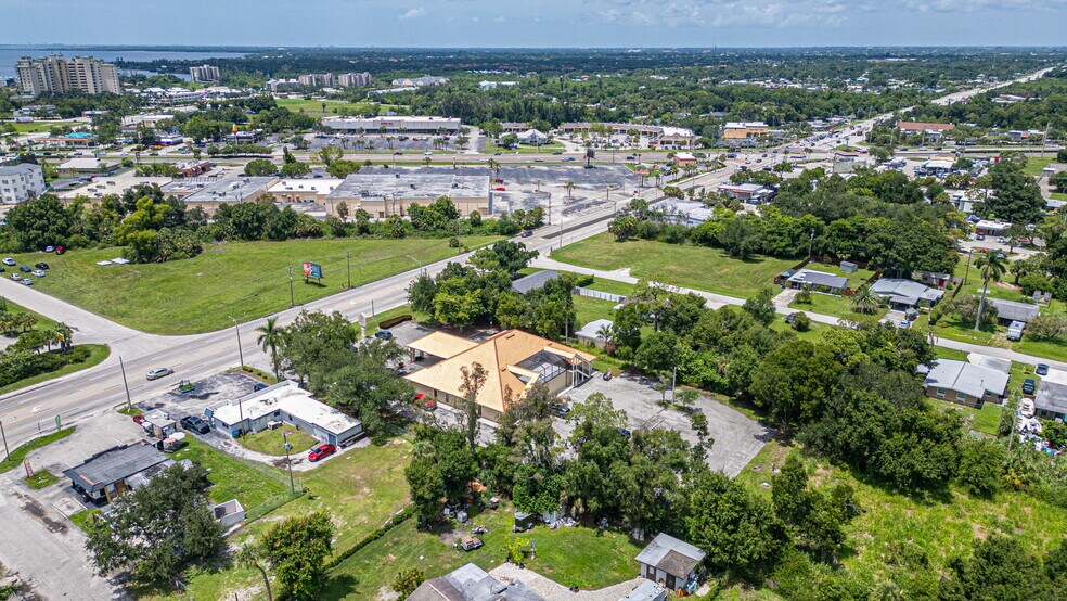 More Photos Of 150 Pondella Rd, North Fort Myers Medical For Sale