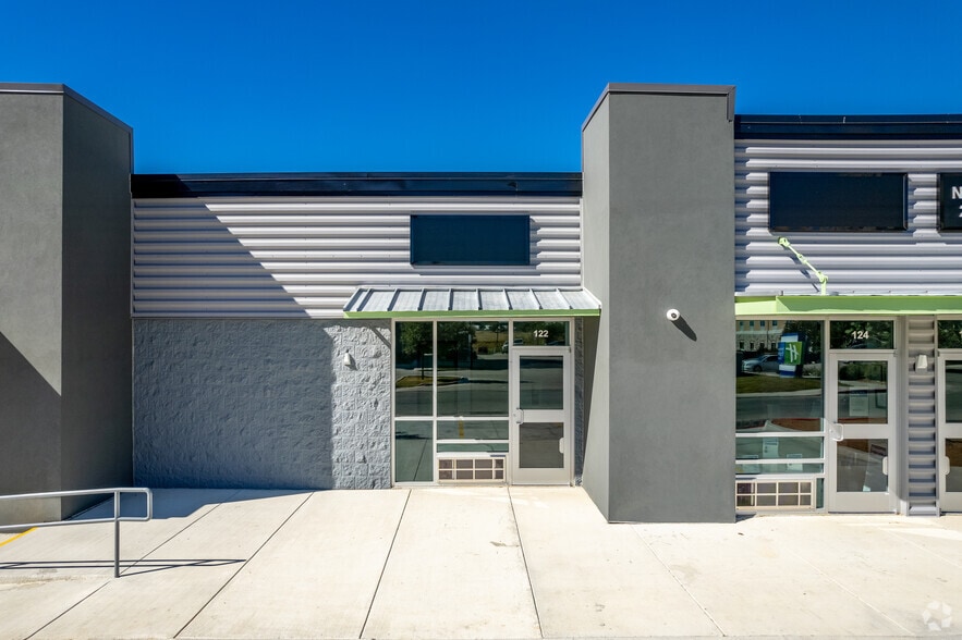 More Photos Of 8114 City Base Landing, San Antonio Unknown For Lease