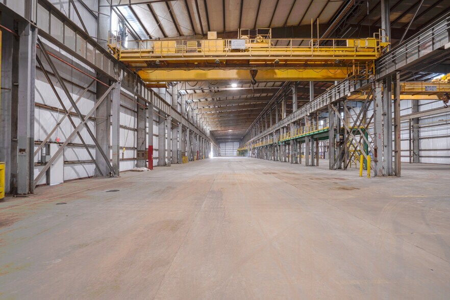 More Photos Of 2870 River Rd, Hawesville Warehouse For Lease