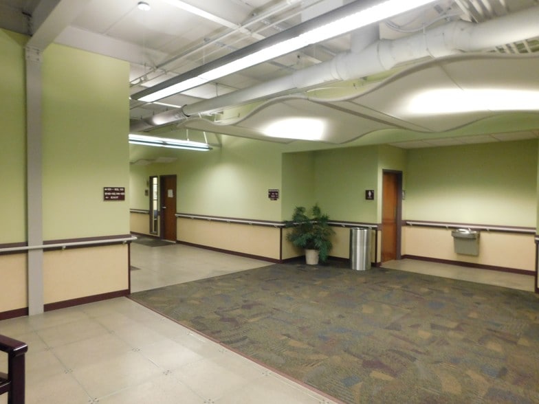 More Photos Of 1600 Sixth Ave, York Medical For Lease