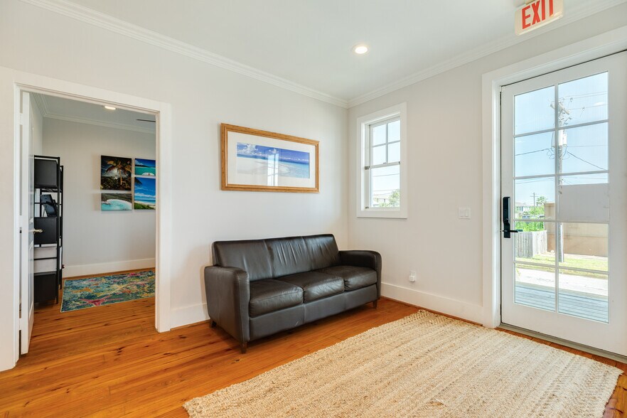 More Photos Of 6402 Stewart Rd, Galveston Office For Sale