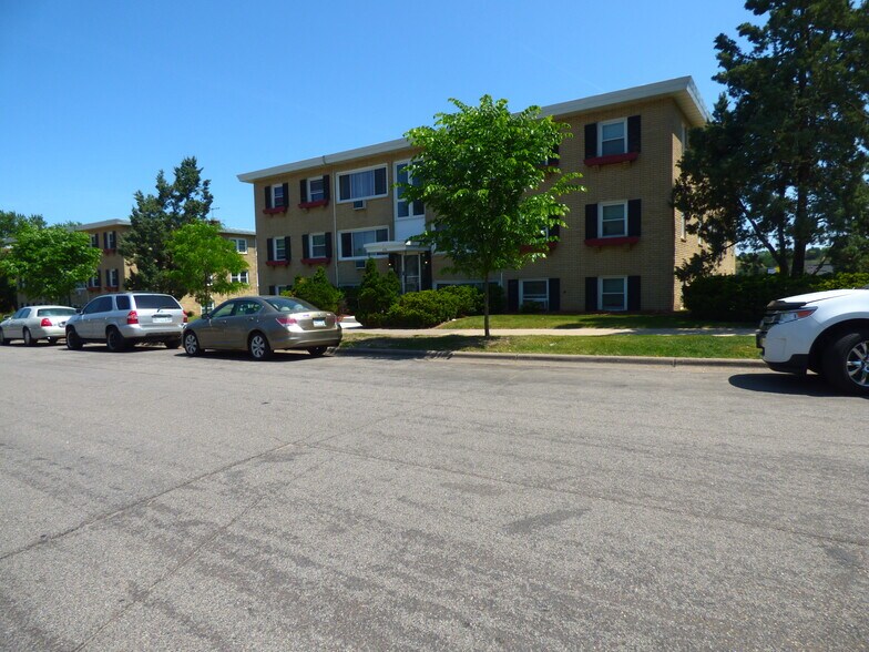 More Photos Of 458 English St, Saint Paul Apartments For Sale