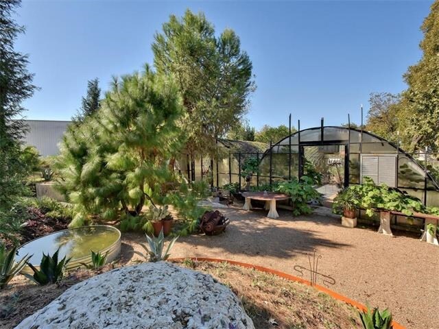 More Photos Of 638 Tillery St, Austin Office For Sale