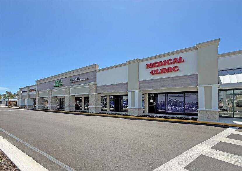 More Photos Of 6022 W 14th St, Bradenton Unknown For Sale