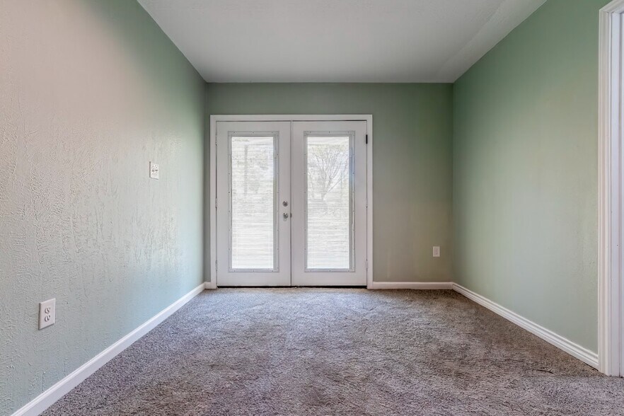 More Photos Of 229 Bishop, Livingston Apartments For Sale