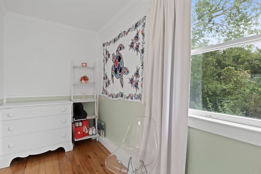 More Photos Of 418 Commercial St, Provincetown Storefront Retail Residential For Sale