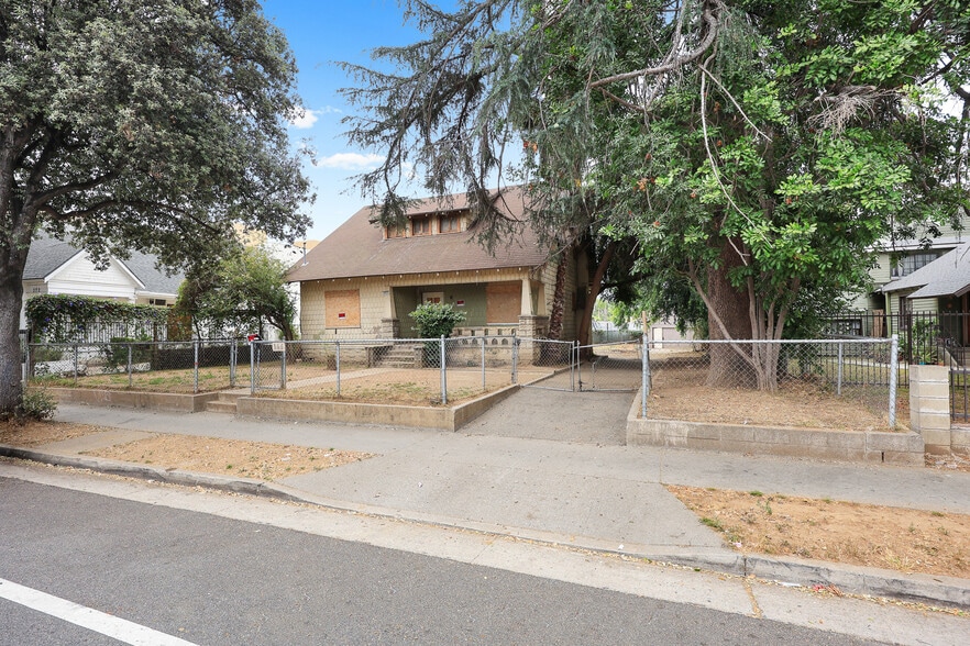More Photos Of 366 E Orange Grove Blvd, Pasadena Land For Sale