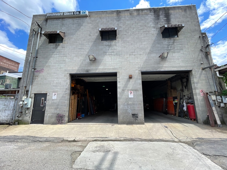 More Photos Of 2111 Penn Ave, Pittsburgh Storefront Retail Office For Lease