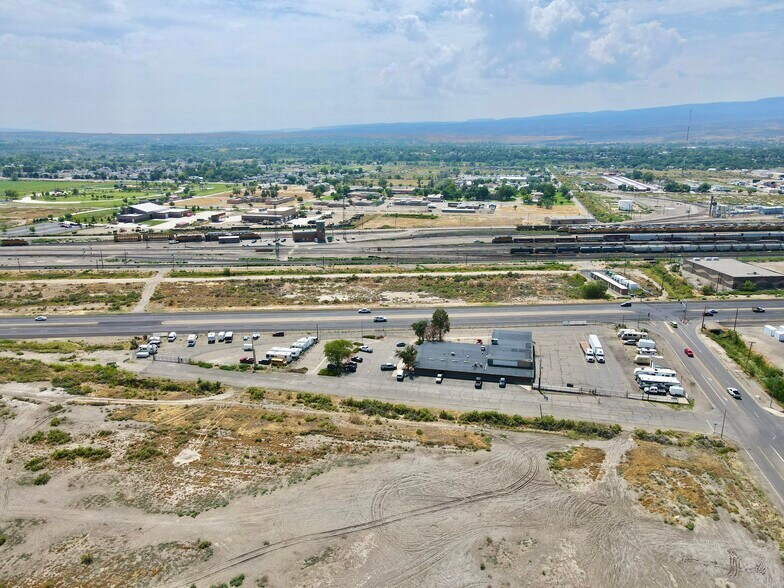 More Photos Of 2801 Grand Ave, Grand Junction Light Distribution For Sale