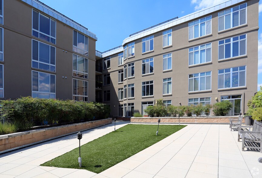 More Photos Of 1375 Kenyon St NW, Washington Apartments For Lease