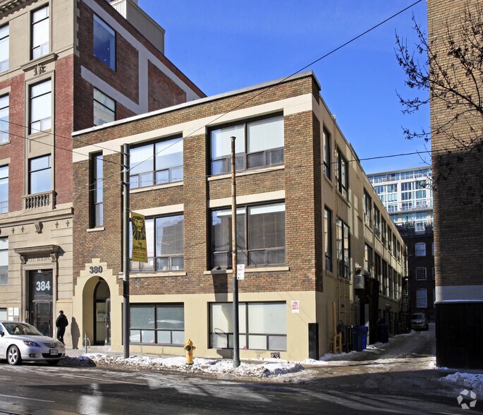 More Photos Of 380 Adelaide St W, Toronto Office For Lease