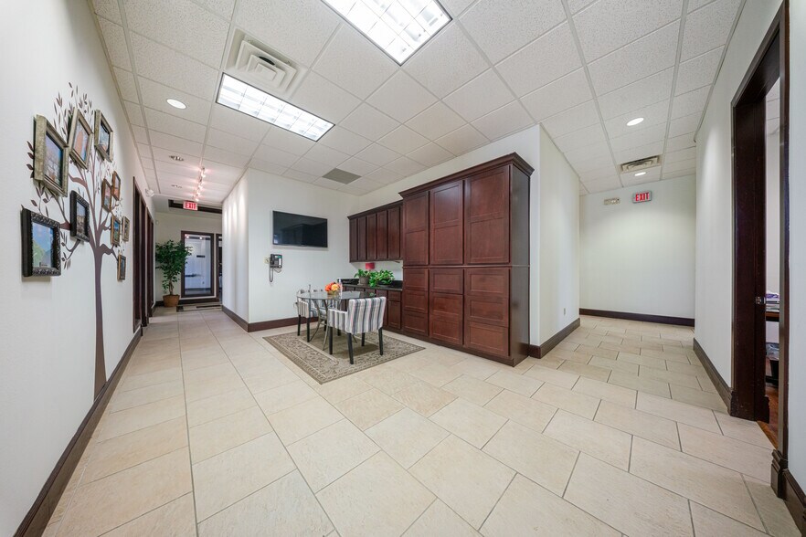 More Photos Of 4610 Riverstone Blvd, Missouri City Medical For Sale
