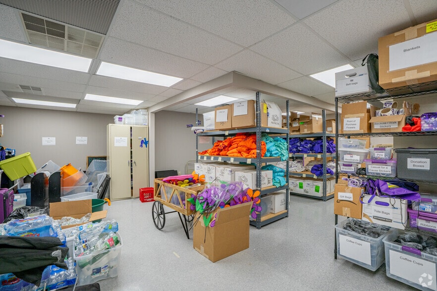 More Photos Of 3 Eves Dr, Marlton Office For Sale