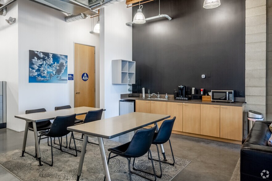 More Photos Of 9930 Irvine Center Dr, Irvine Loft Creative Space For Lease