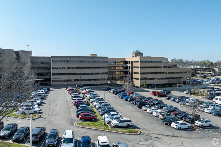 More Photos Of 1401 Harrodsburg Rd, Lexington Medical For Lease