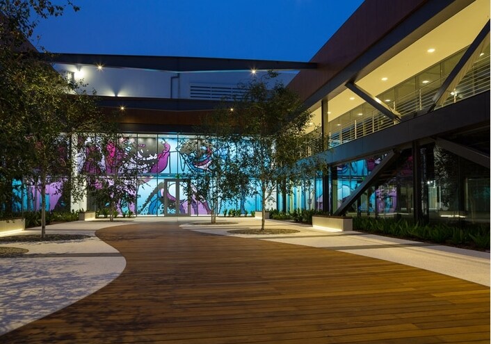 More Photos Of 13031 W Jefferson Blvd, Los Angeles Loft Creative Space For Lease