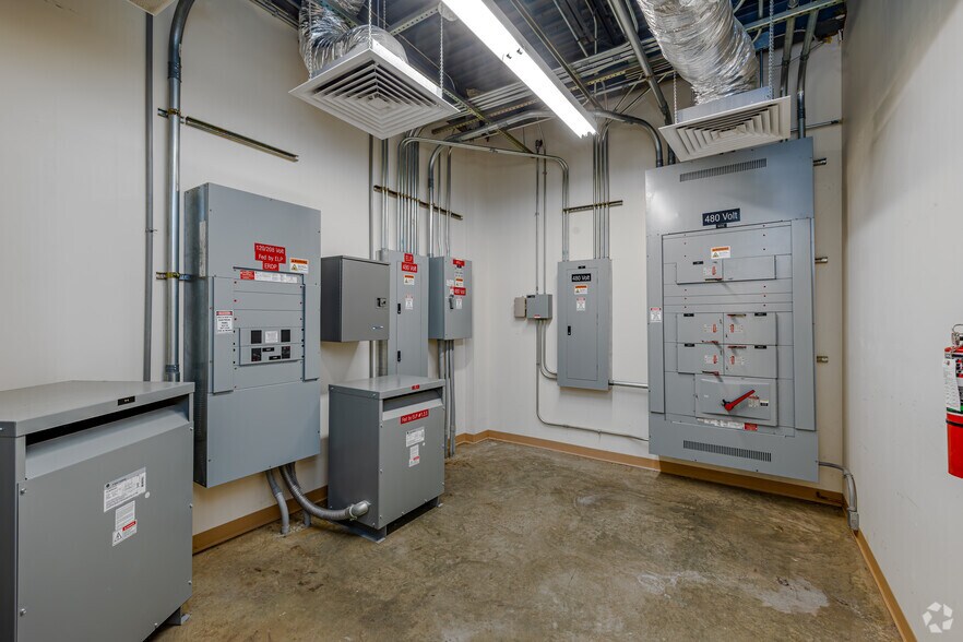 More Photos Of 3255 Independence St, Cape Girardeau Hospital For Sale