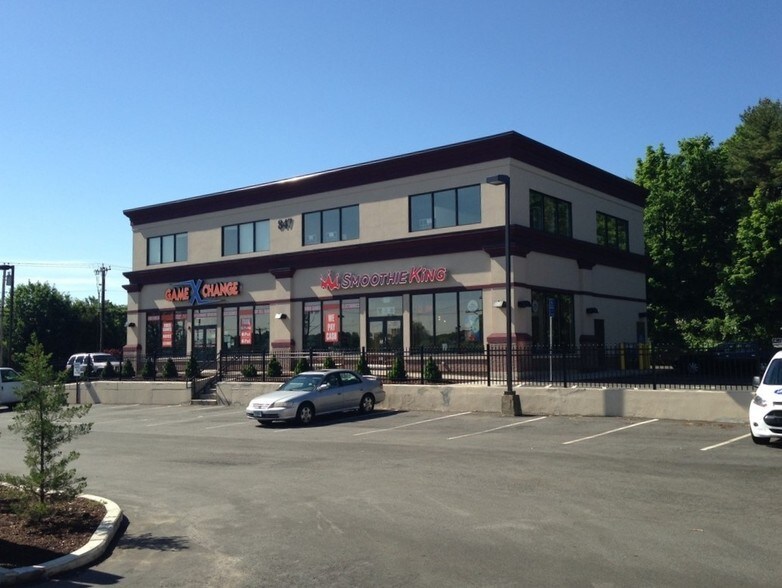 More Photos Of 803-875 W Main St, Branford Unknown For Lease