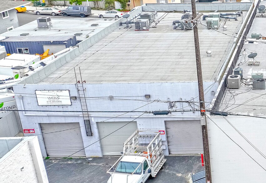 More Photos Of 4422 Glacier Ave, San Diego Light Manufacturing For Lease