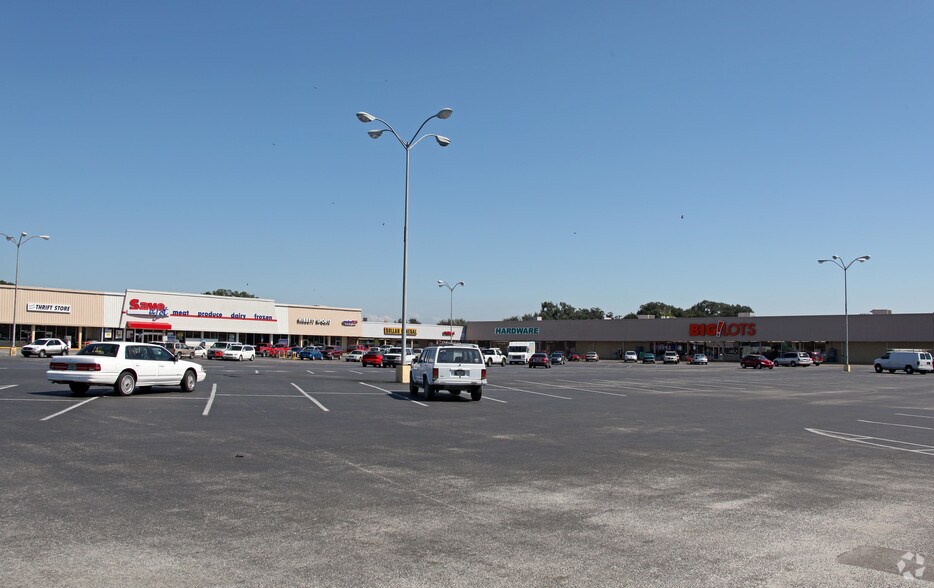 More Photos Of 12820 US Highway 301, Dade City Storefront For Lease