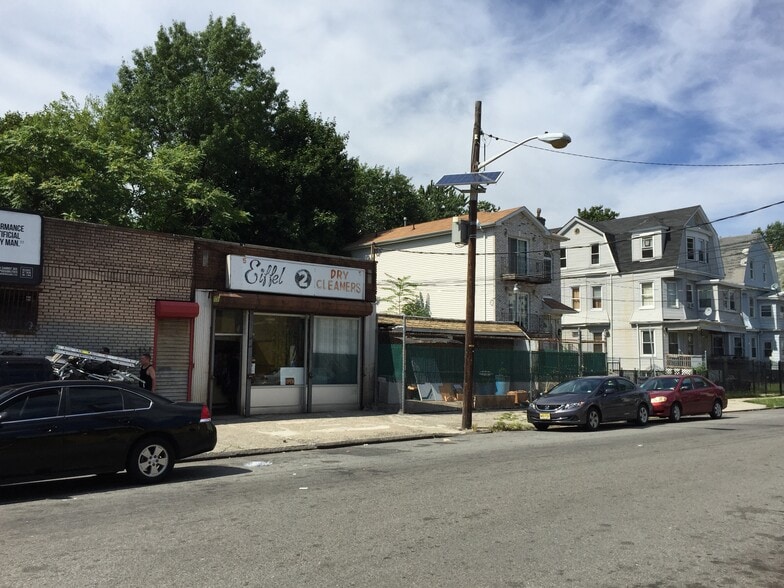 More Photos Of 783 S Orange Ave, Newark Storefront For Sale