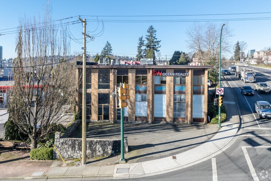 Primary Photo Of 204-218 Blue Mountain St, Coquitlam Office For Lease